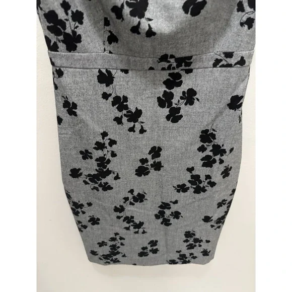 Ann Taylor Grey Black Floral Sheath Dress Size 4 - Picture 3 of 9